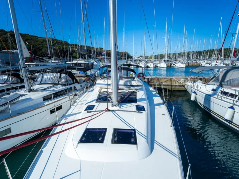 Yacht hire Pula cheap Dufour 460 Grand Large