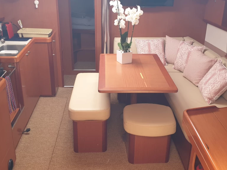 Yacht charter Paros (Island) - Bénéteau Oceanis 46 on SamBoat