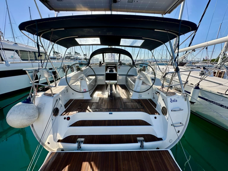 Sailboat hire in Sukošan - Bavaria Cruiser 51