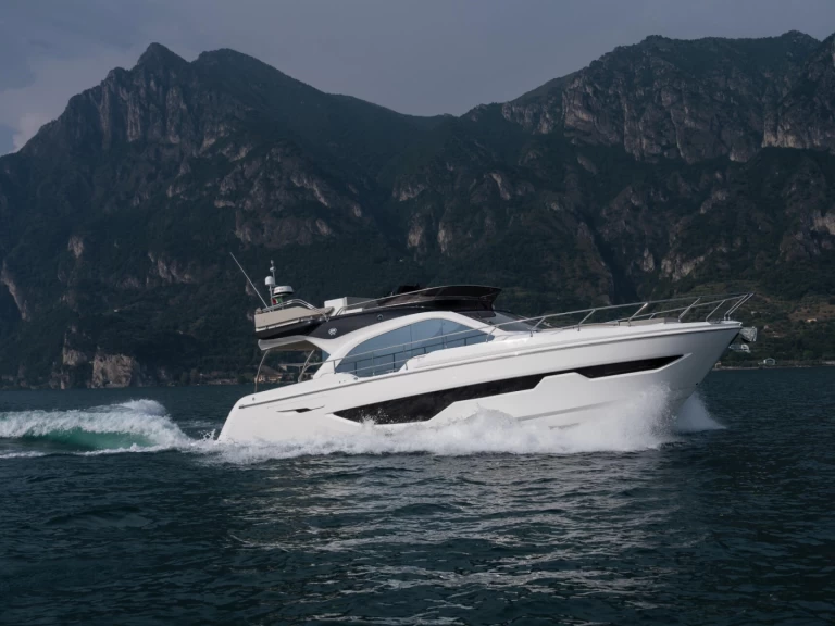 Luxury Yacht hire in Sukošan - Sessa Marine Sessa F48