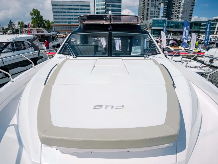 Charter a Sessa Marine Sessa F48 in Sukošan on Samboat