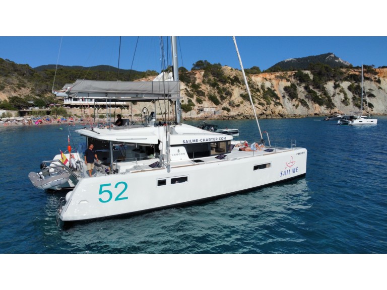 Catamaran to hire San Miguel De Abona at the best price