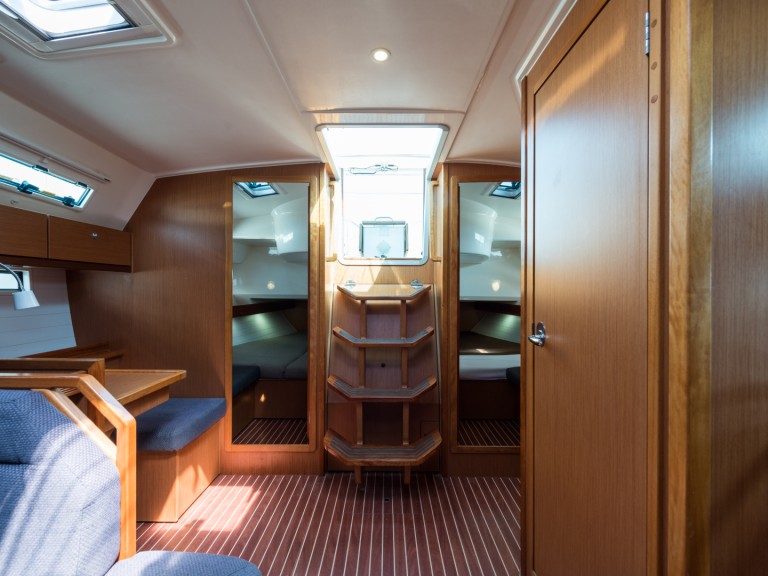 Yacht hire Kavála cheap Bavaria 40 Cruiser