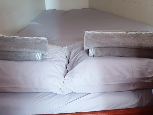 Hire Sailboat with or without skipper Bénéteau Paros (Island)