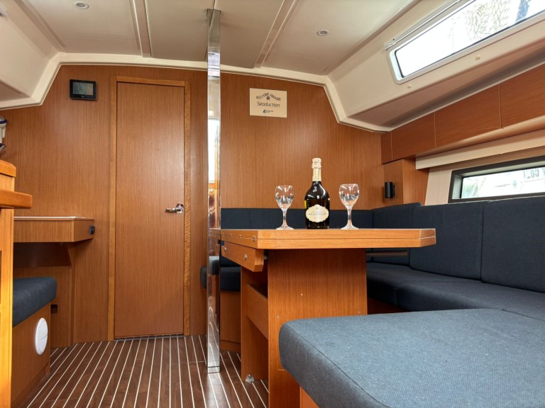 Yacht hire Drage cheap Bavaria C42