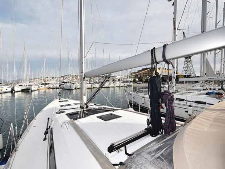 Sailboat hire in Pula - Dufour Dufour 460 Grand Large
