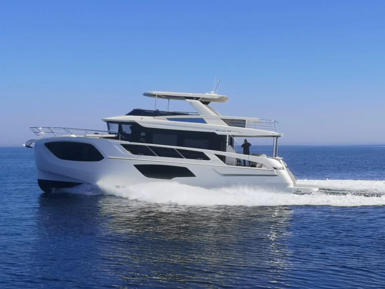Hire a Absolute Yachts Navetta 64 Sukošan