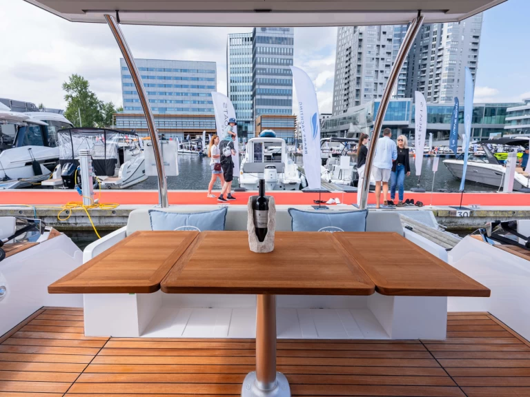 Charter a Sessa Marine Sessa F48 in Sukošan on Samboat