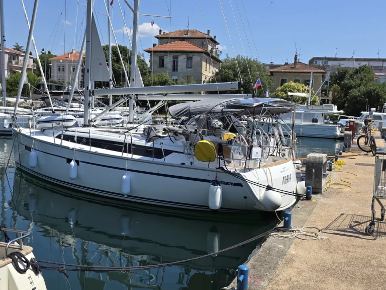 Sailboat to hire Zadar at the best price