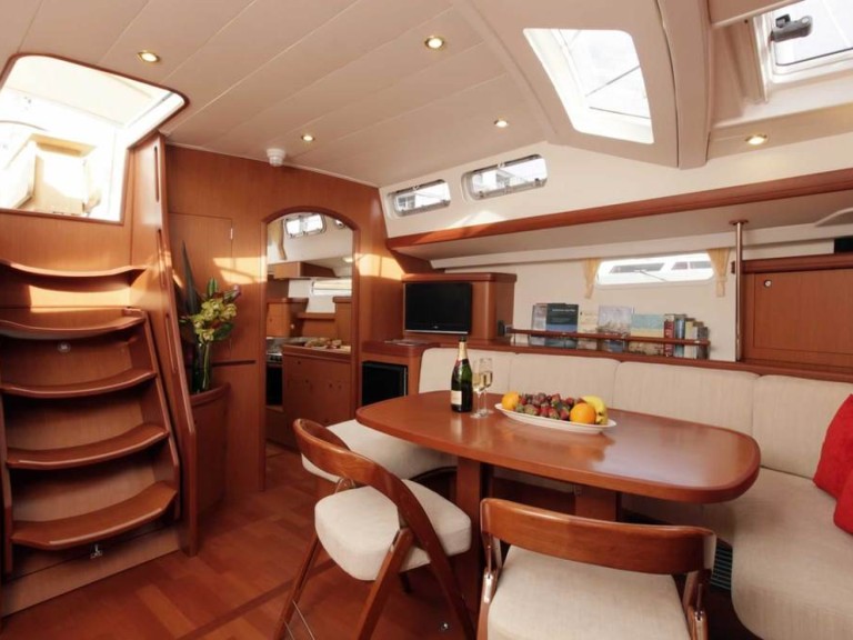 Hire Sailboat with or without skipper Bénéteau Punat