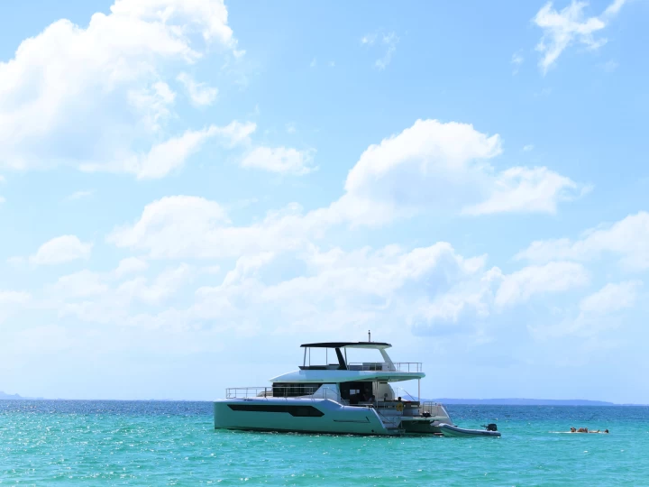 Yacht charter Gustavia - Robertson and Caine leopard 53 on SamBoat