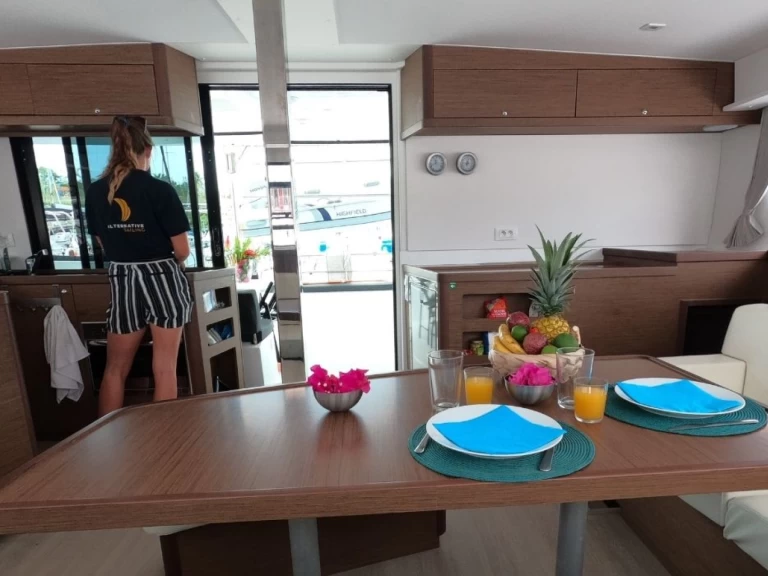 Hire a Lagoon Lagoon 42 Pointe-à-Pitre