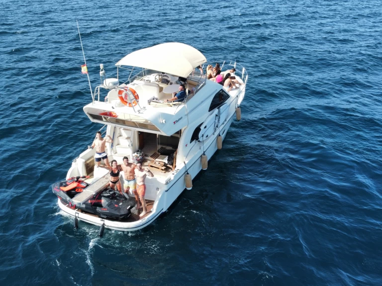 Motorboat to hire Marbella at the best price