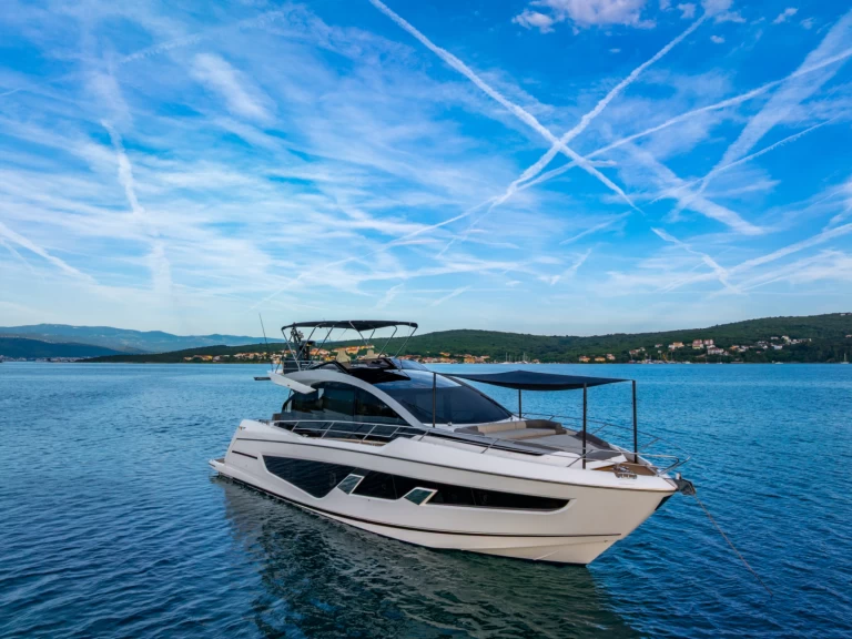 Luxury Yacht to hire Split at the best price