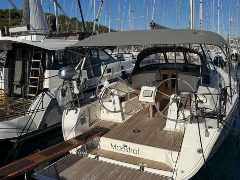 Sailboat to hire Rogoznica at the best price