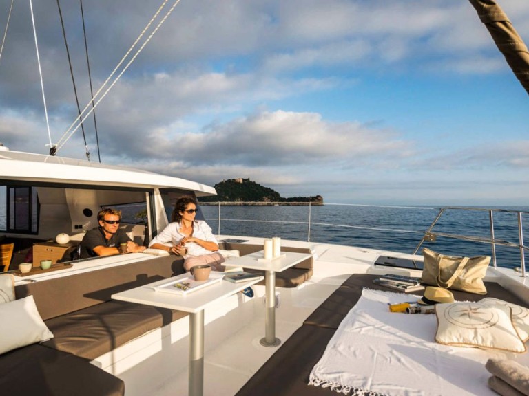 Yacht hire Kotor cheap Bali 4.0