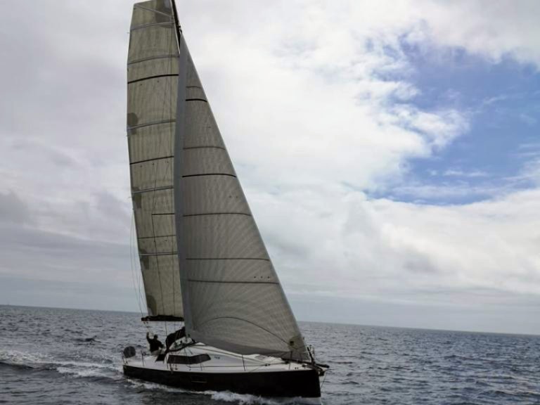 Charter a Pogo Structures Pogo 36 in Punat on Samboat