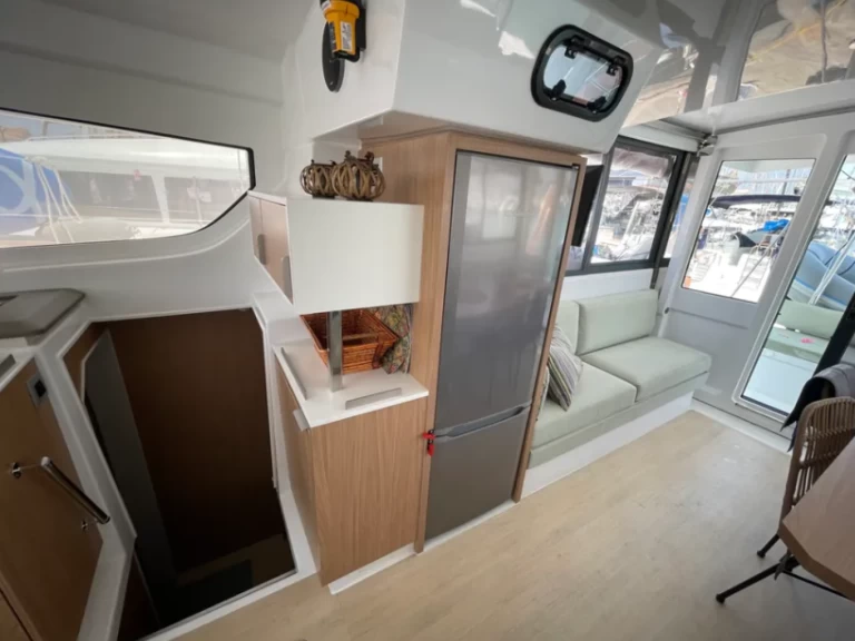 Hire Catamaran Bali with a boat licence