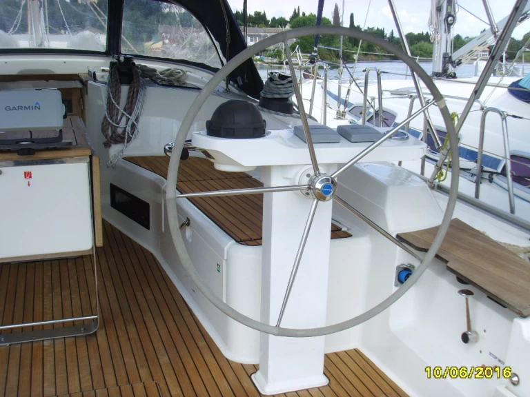 Yacht hire Lefkáda cheap Cruiser 45