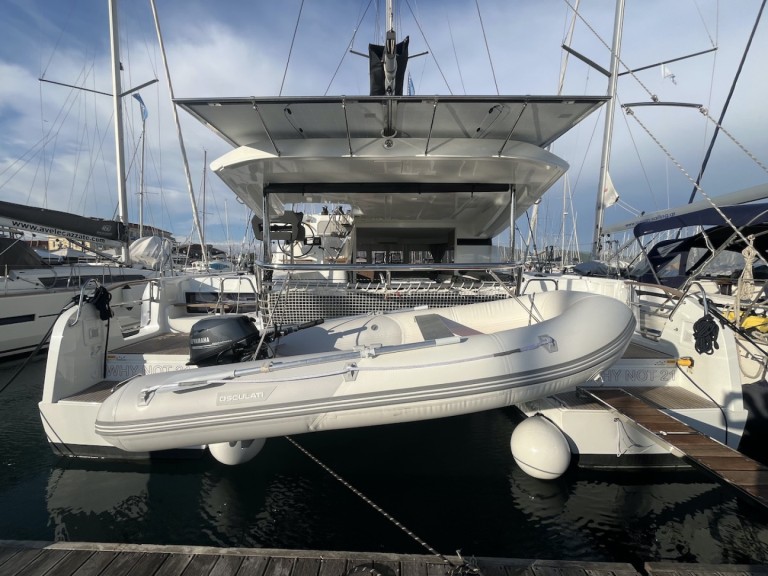 Hire Catamaran with or without skipper Lagoon Lefkáda