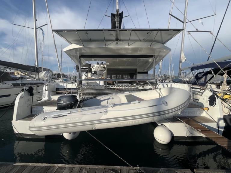 Hire Catamaran with or without skipper Lagoon Lefkáda