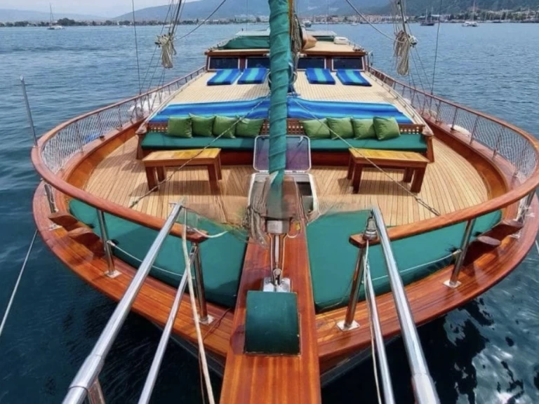 Hire a  Gulet Gümbet