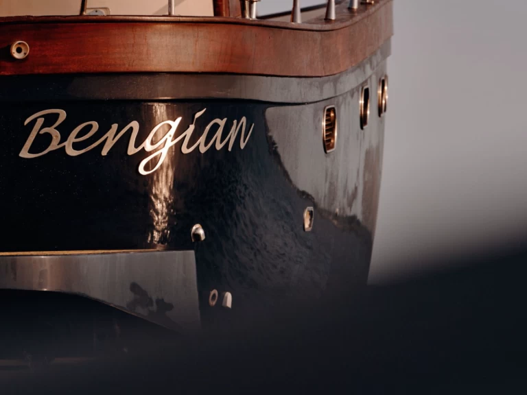 Charter a Cantieri Navali Patrone Patrone 42 in Port des Torrent on Samboat