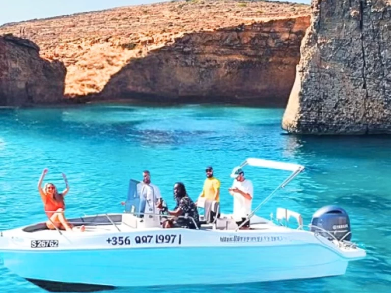Hire a Bluemax 23 Open Boat  Comino
