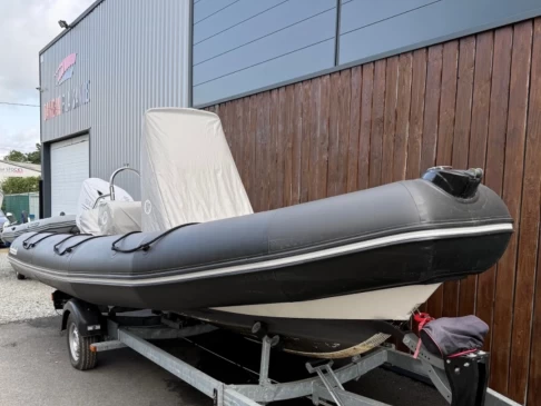 RIB hire in Loctudy - Bombard Sunrider 650