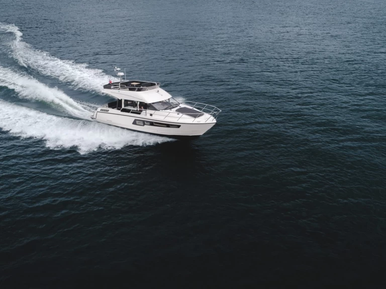 Yacht hire Sukošan cheap Skilso 39 FLY