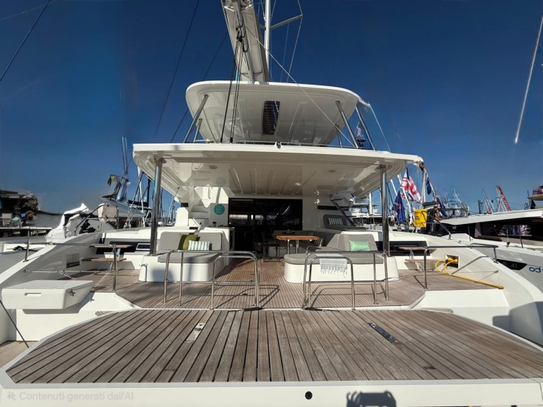 Hire a Lagoon Lagoon 55 Salerno