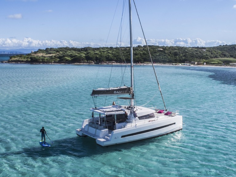 Yacht hire Alimos cheap Bali 4.1