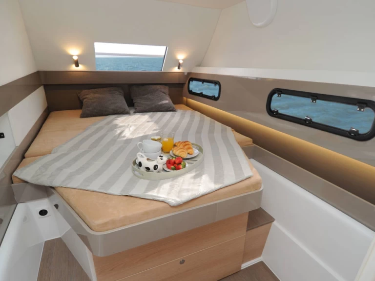 Yacht charter Alimos - Bali Bali 4.1 on SamBoat