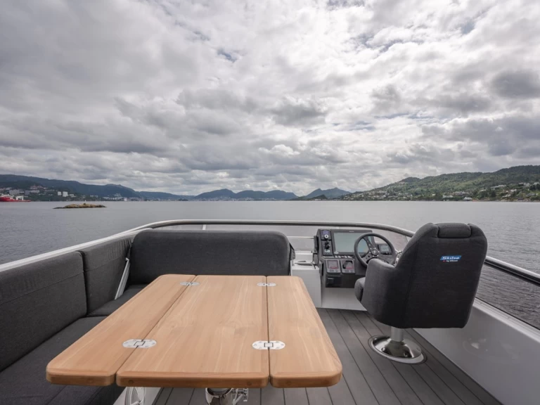 Charter a Viknes Skilso 39 FLY in Sukošan on Samboat