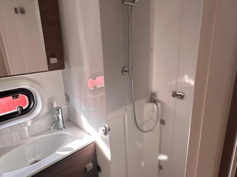 Yacht hire Cephalonia island cheap Bali 4.2