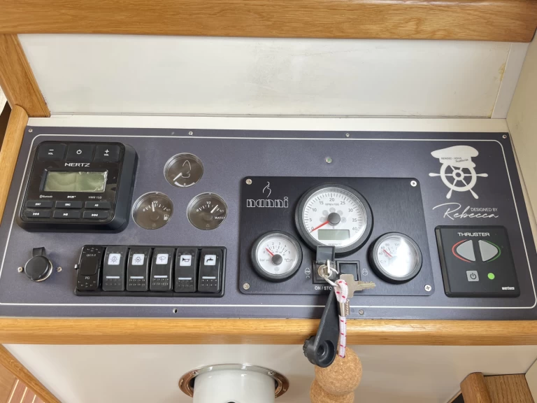 Yacht hire Chioggia cheap PLUS