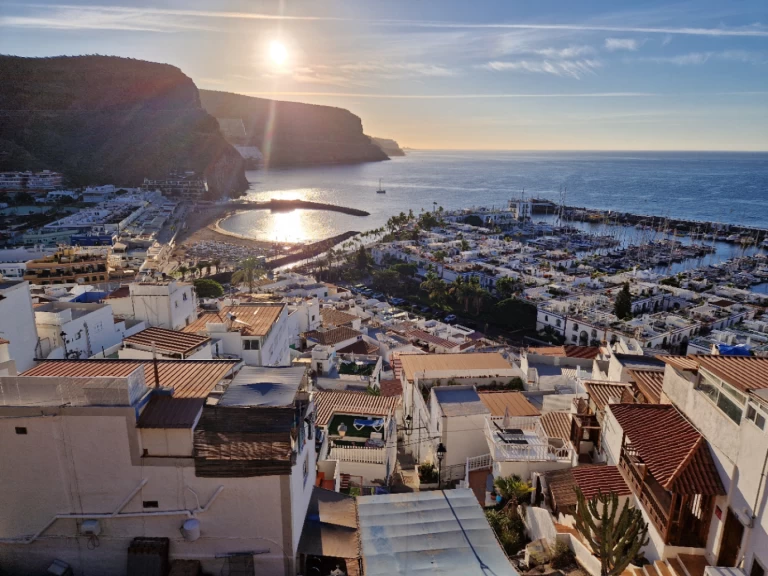 Yacht charter Puerto de Mogán - Jeanneau Sun Odyssey 44i on SamBoat