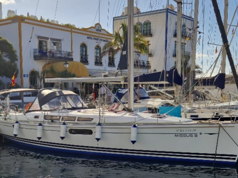 Sailboat hire in Puerto de Mogán - Jeanneau Sun Odyssey 44i