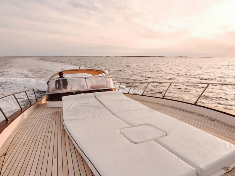 Charter a Cantieri Navali Patrone Patrone 42 in Castellón de la Plana/Castelló de la Plana on Samboat