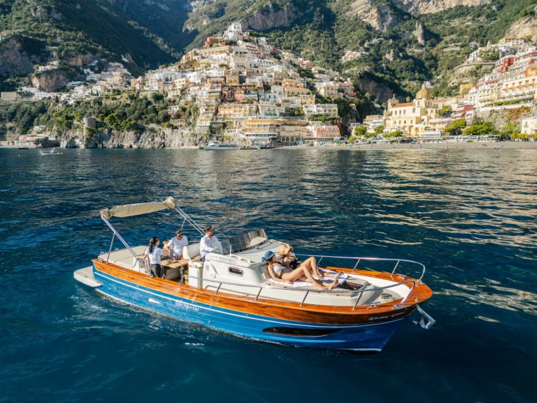 Hire Motorboat with or without skipper fratelli mileo Salerno