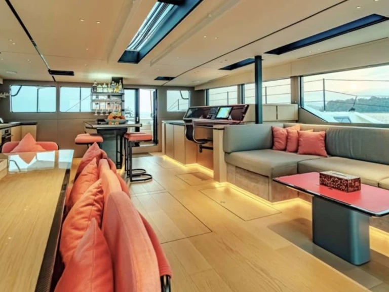 Yacht charter Imperia - McCohangy Boats JACK on SamBoat