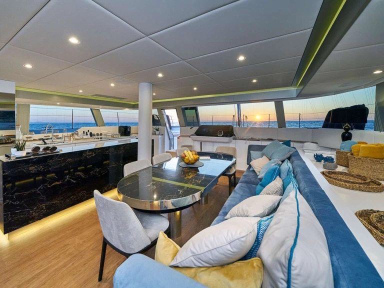 Yacht charter Rogoznica - Sunreef Sinata on SamBoat