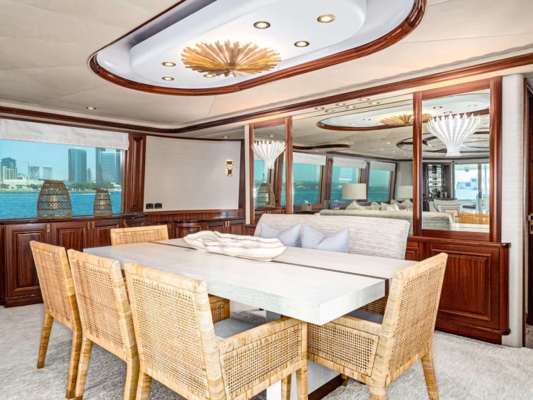 Luxury Yacht to hire Fort Lauderdale at the best price