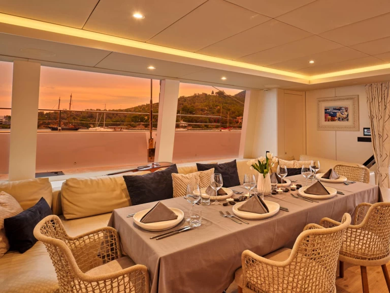 Yacht hire Termoli cheap GENNY