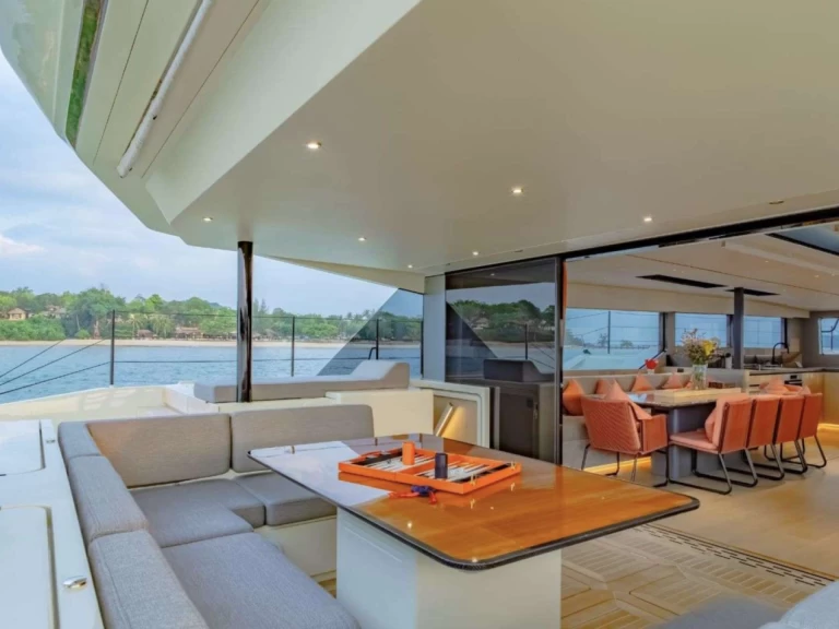 Hire Luxury Yacht with or without skipper McCohangy Boats Imperia