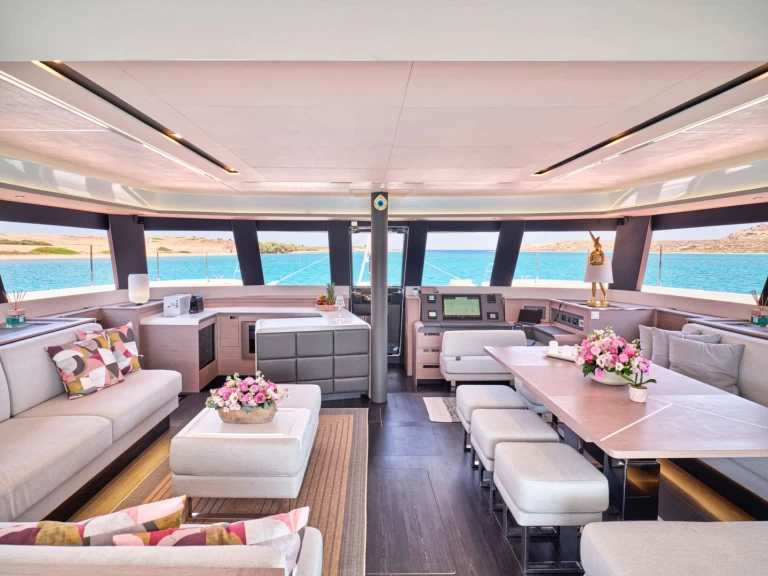 Luxury Yacht hire in El Gouna - Fountaine Pajot PIXIE