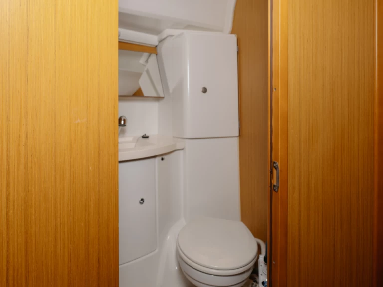 Yacht hire Fethiye cheap Sun Odyssey 42i