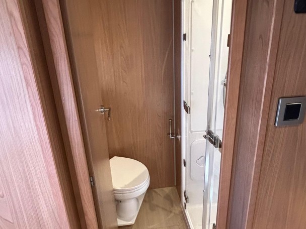 Hire a Bali Bali 5.4 italy Capo d'Orlando