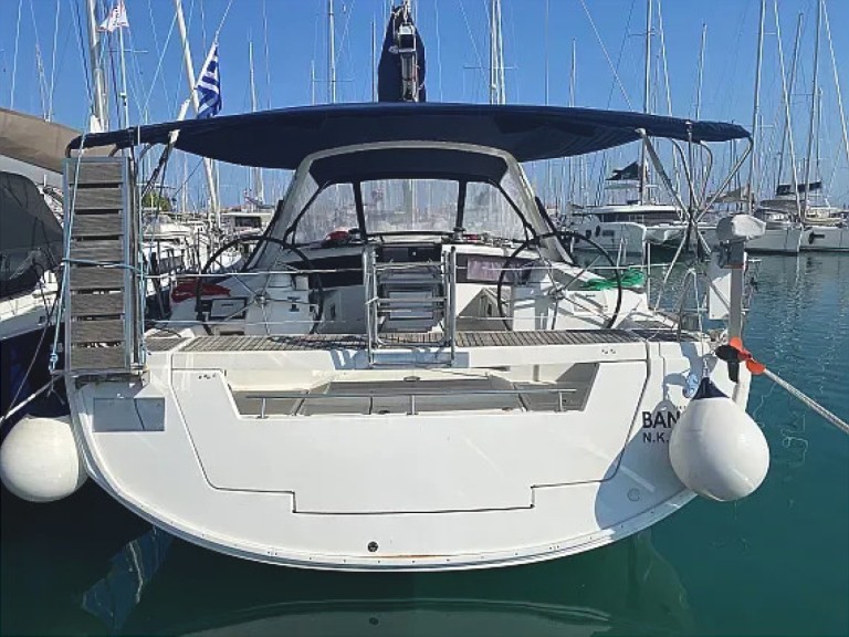 Bénéteau Oceanis 48 charter bareboat or skippered in  Kalamata