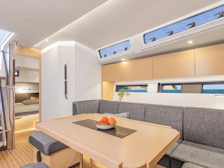 Yacht hire Lefkáda cheap Hanse 460